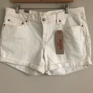 NWT LEVI’S Mid Rise Shorts